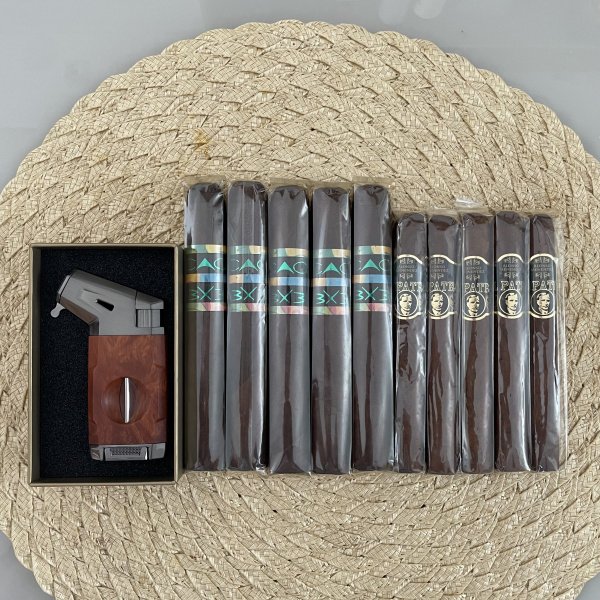 KIT 10 CHARUTOS + MAÇARICO/CORTADOR EM V